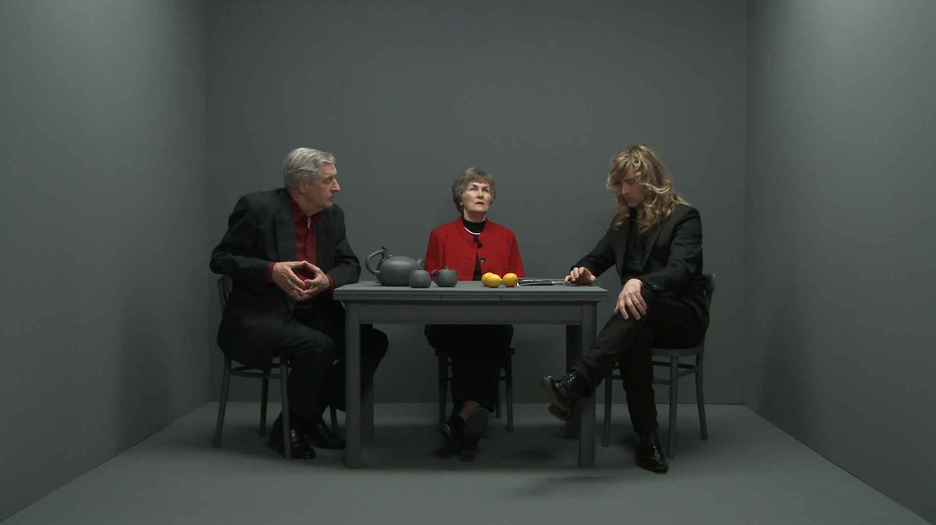 Lernert-&-Sander---Hoe-Vertel-Ik-Het-Aan-Mijn-Ouders---2009---Impression-still.jpg